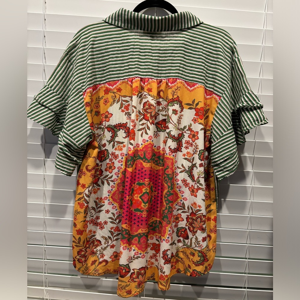 Flutter Sleeve Striped and Floral Button Up Blouse with Twist in Front Size L